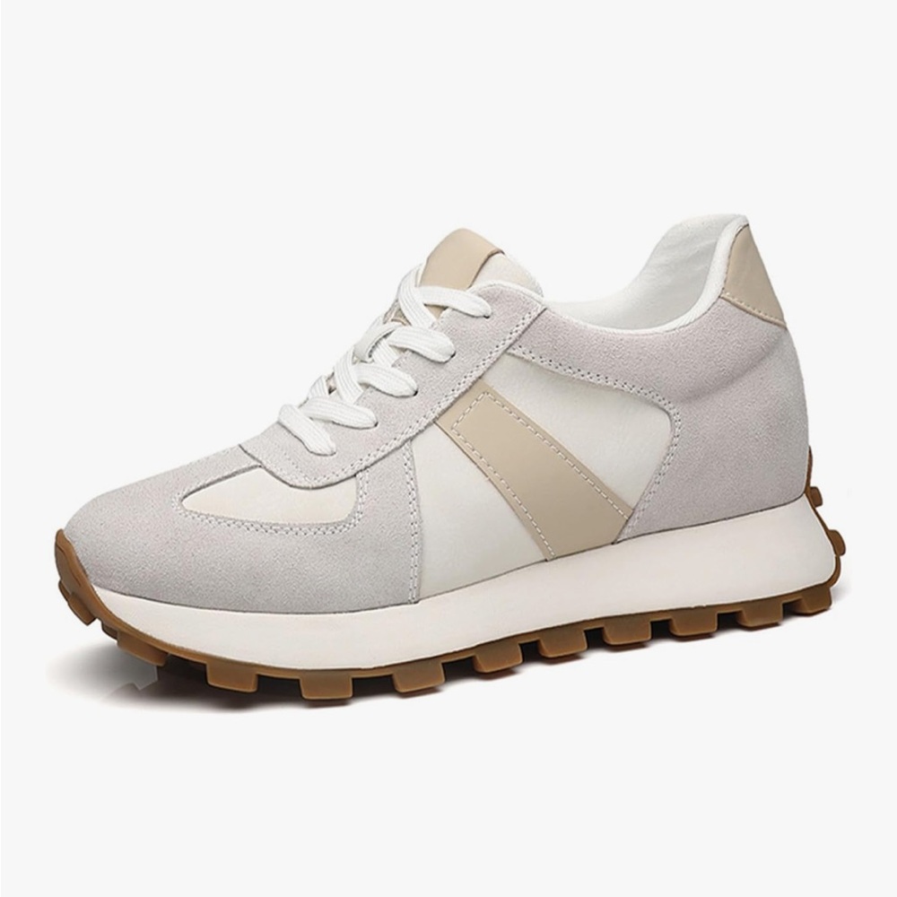 Tallure Women's Beige and White Sneakers - Picture 2 of 7